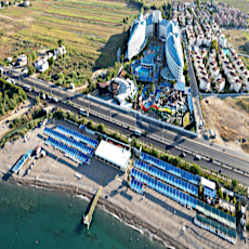 Crystal Admiral Resort Suites & Spa